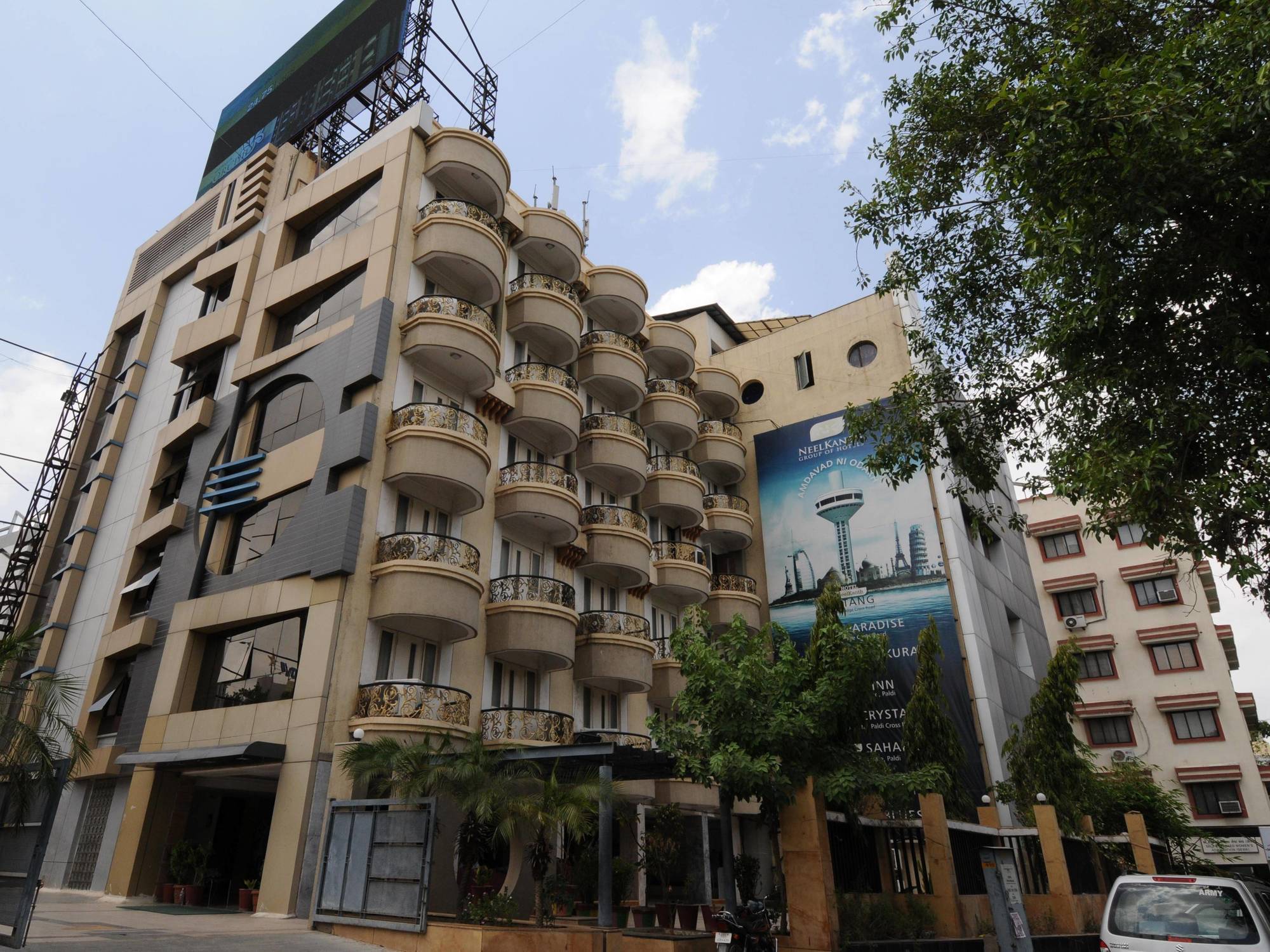 Neelkanth Paradise Hotell Ahmedabad Eksteriør bilde